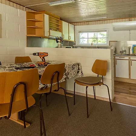 Two-bedroom Holiday In * Hals
